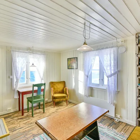 Gæstehus Arctic 4*