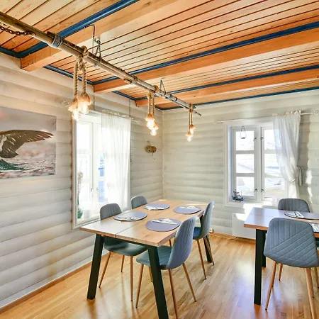 Arctic Gæstehus 4*