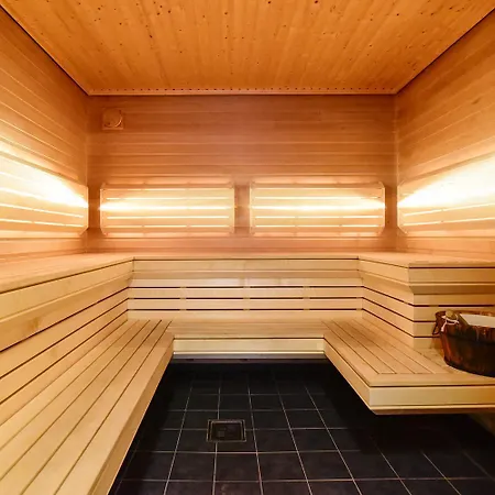 Arctic Guest house *