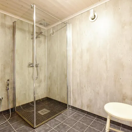 Gæstehus Arctic 4*