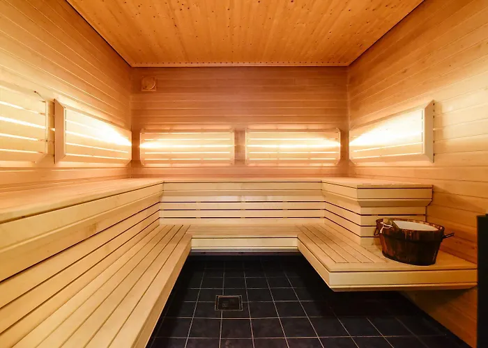 Arctic Guest house 4*